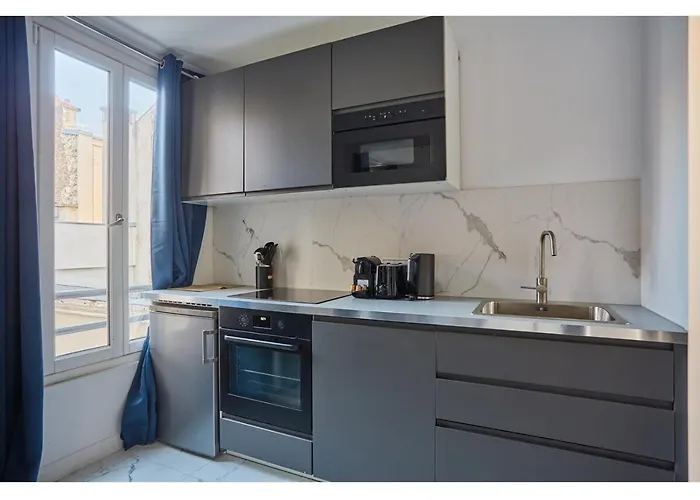 Porte Maillot Arc De Triomphe By Prestige *