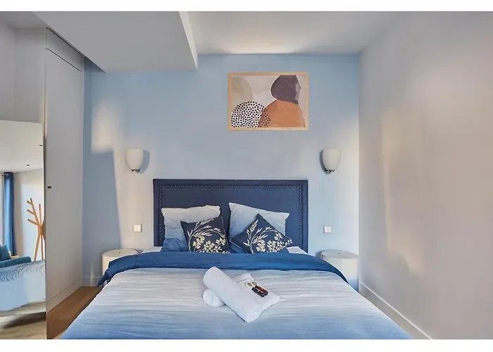 Porte Maillot Arc De Triomphe By Prestige *